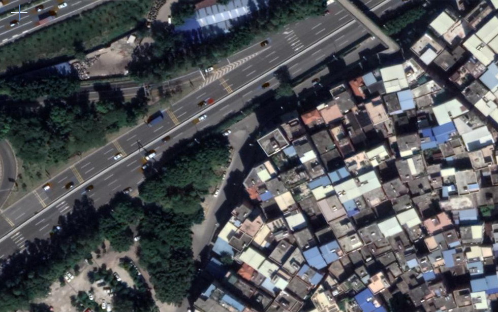 0.25米分辨率衛星影像民房和道路.jpg